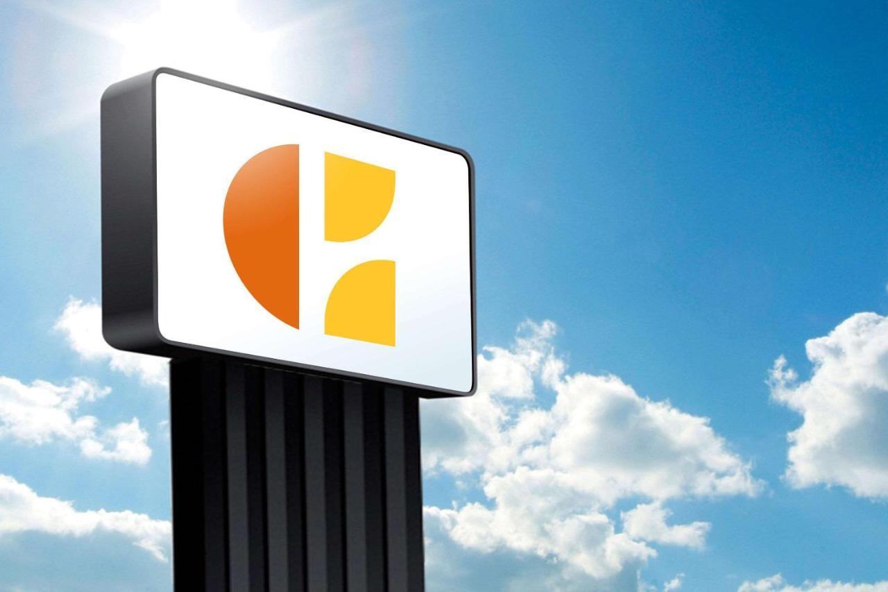 Lexington Inn And Suites Εξωτερικό φωτογραφία