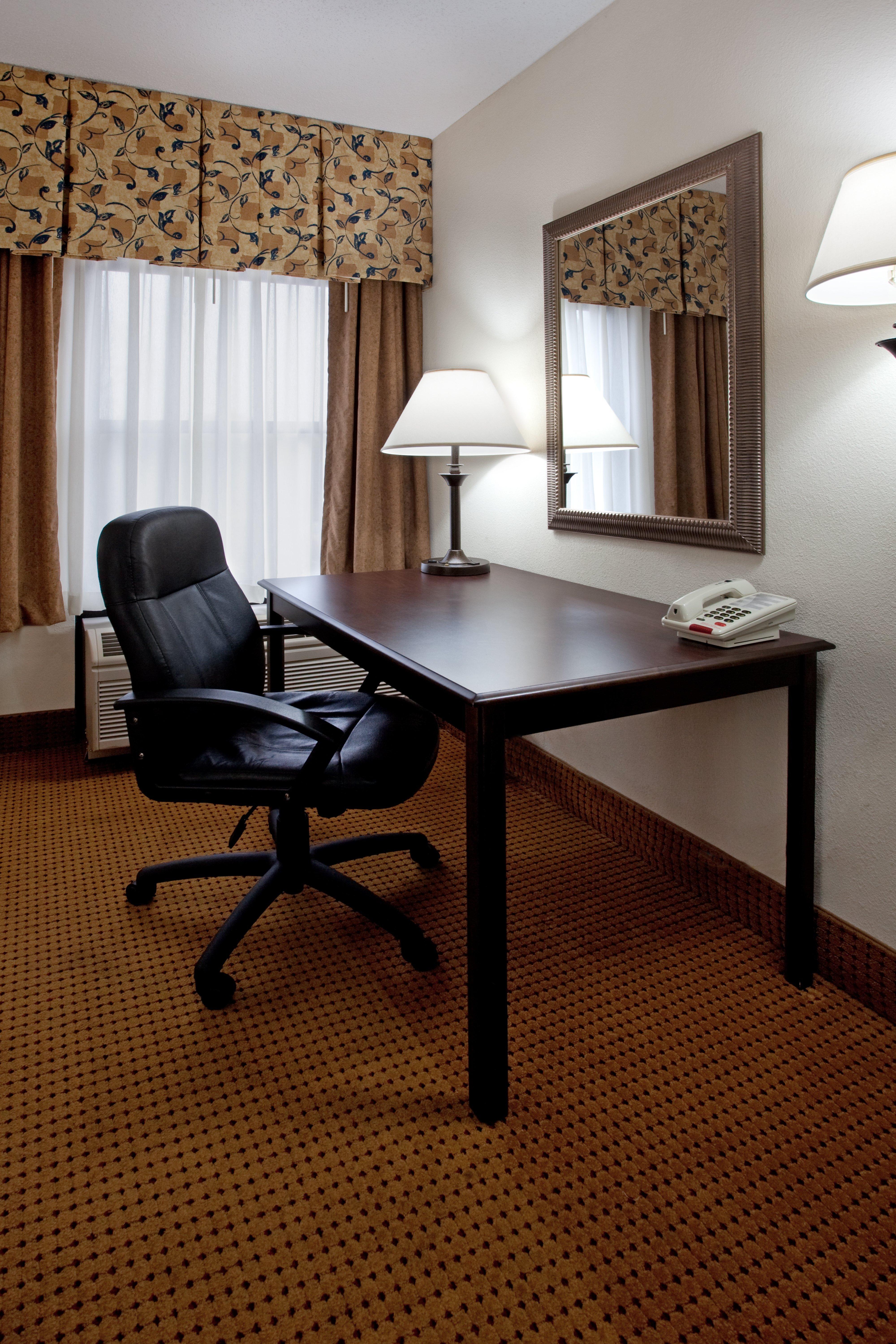 Lexington Inn And Suites Δωμάτιο φωτογραφία