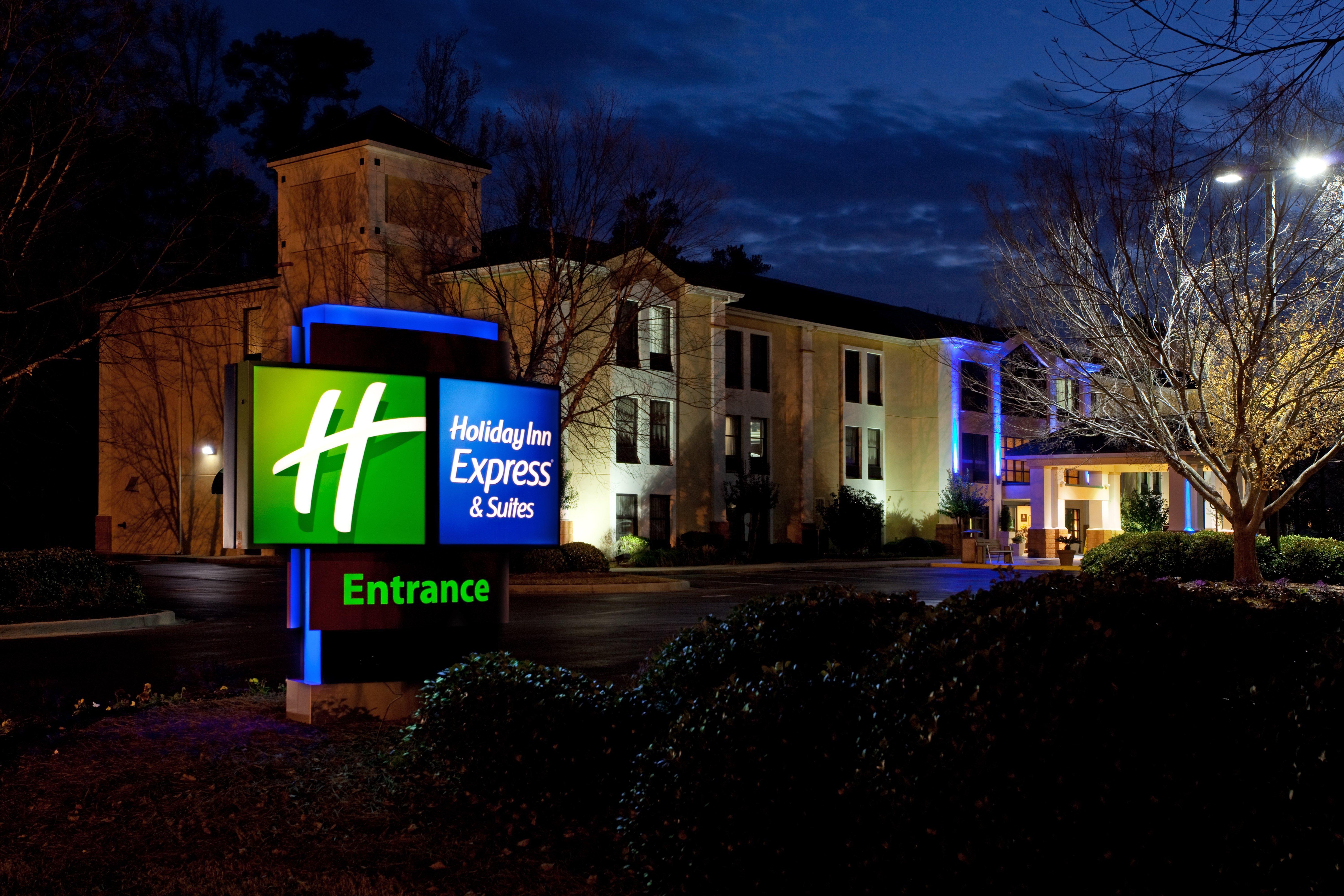 Lexington Inn And Suites Εξωτερικό φωτογραφία
