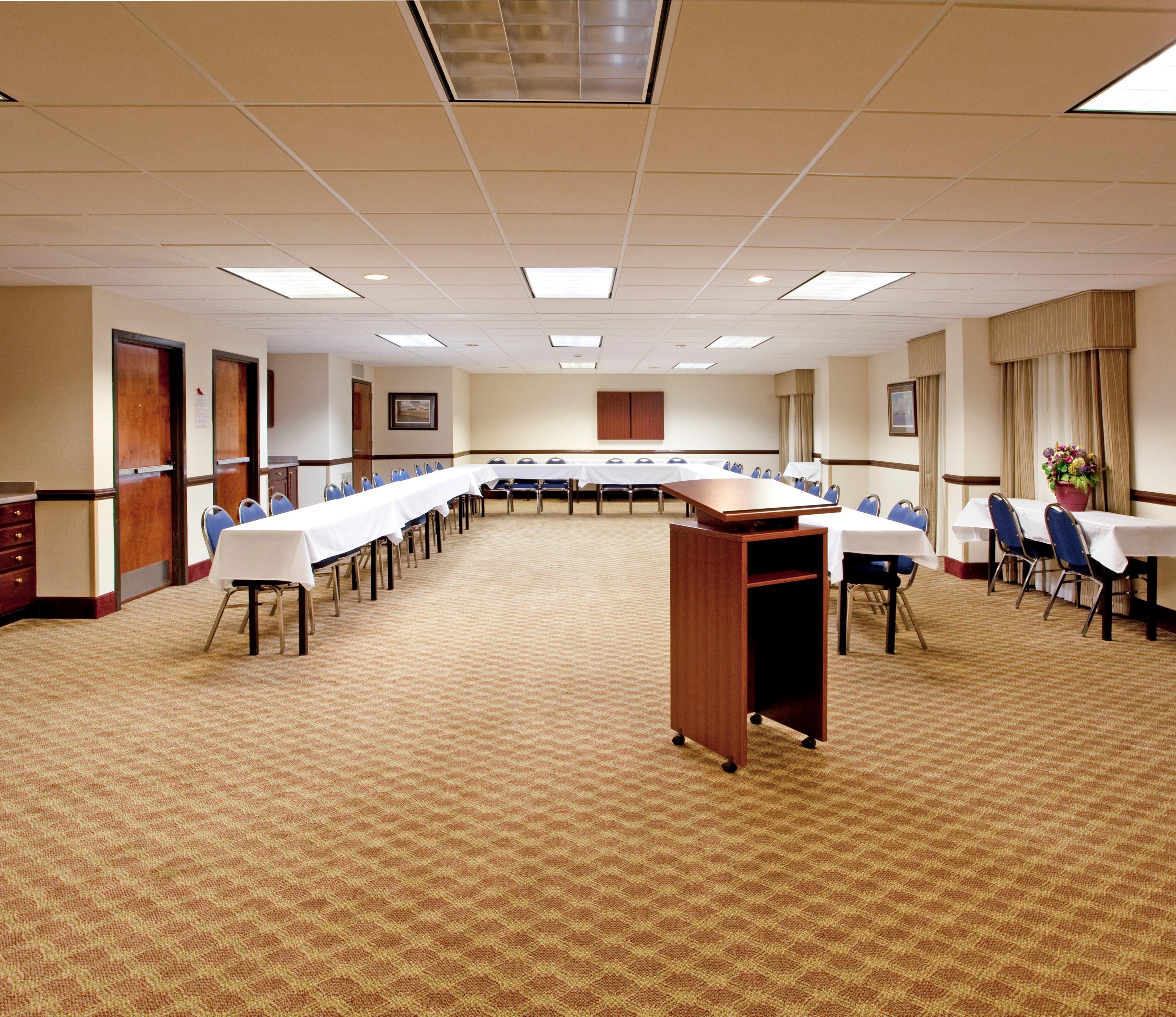 Lexington Inn And Suites Εξωτερικό φωτογραφία