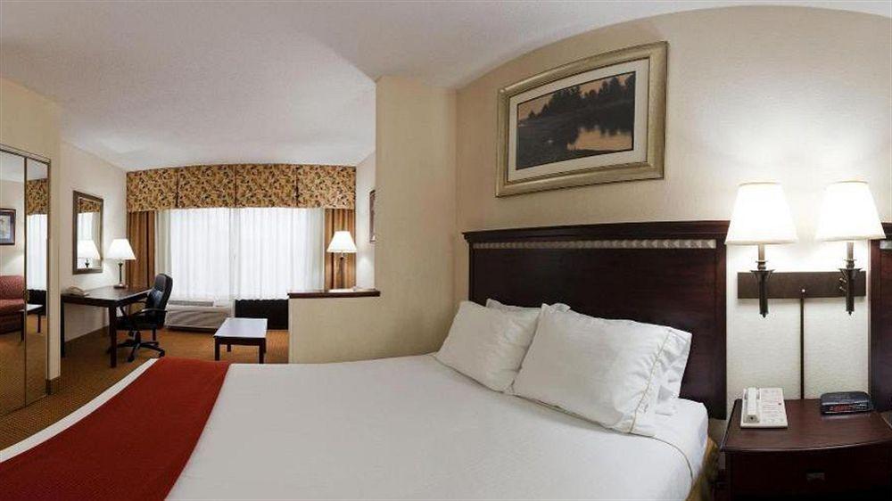 Lexington Inn And Suites Εξωτερικό φωτογραφία