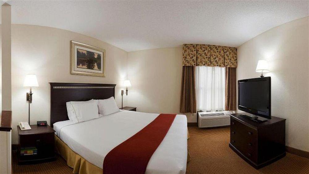Lexington Inn And Suites Εξωτερικό φωτογραφία