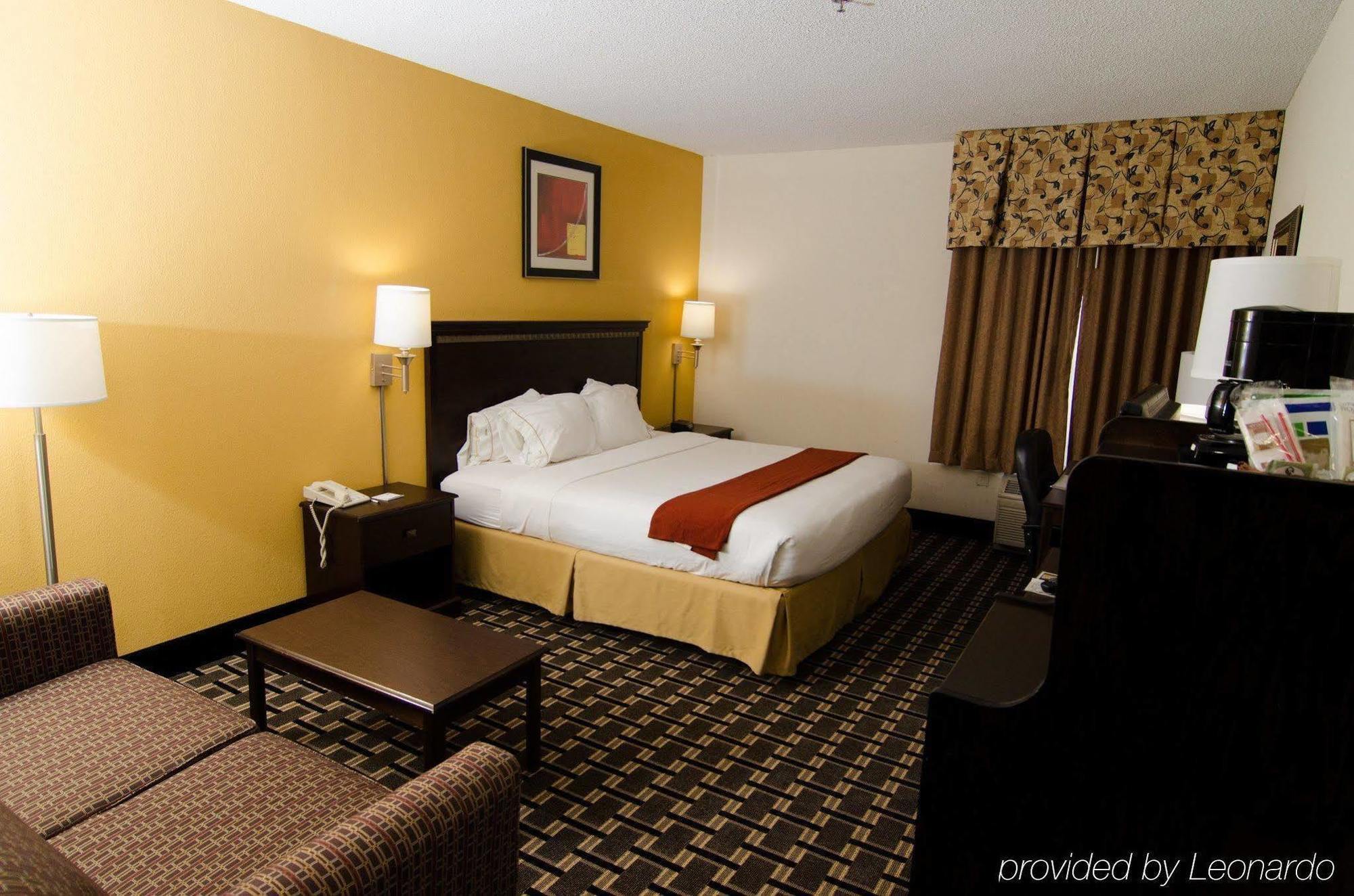 Lexington Inn And Suites Εξωτερικό φωτογραφία